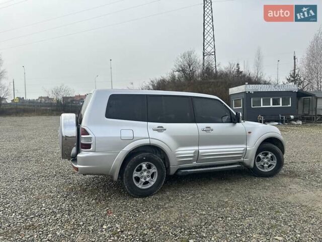 Серый Мицубиси Паджеро, объемом двигателя 3.5 л и пробегом 299 тыс. км за 6700 $, фото 5 на Automoto.ua
