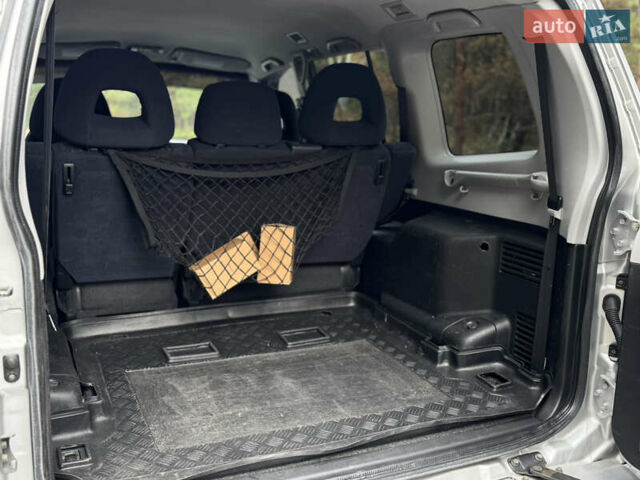 Мицубиси Паджеро 2002 в Луцке на Automoto.ua Серый Мицубиси Паджеро, объемом двигателя 3.2 л и пробегом 337 тыс. км за 8900 $, фото 18 на Automoto.ua