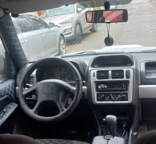 Сірий Міцубісі Паджеро, об'ємом двигуна 1.8 л та пробігом 146 тис. км за 4550 $, фото 11 на Automoto.ua