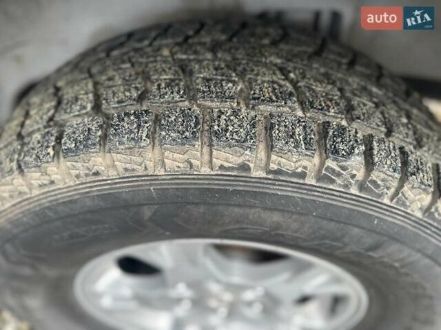 Серый Мицубиси Паджеро, объемом двигателя 3.5 л и пробегом 299 тыс. км за 6700 $, фото 41 на Automoto.ua