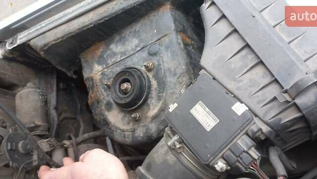 Серый Мицубиси Паджеро, объемом двигателя 1.8 л и пробегом 146 тыс. км за 4550 $, фото 15 на Automoto.ua