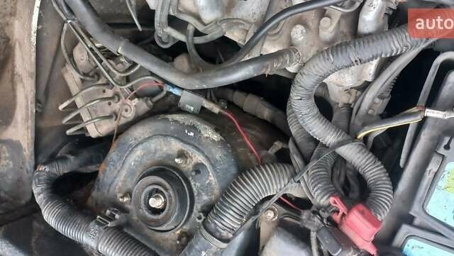 Серый Мицубиси Паджеро, объемом двигателя 1.8 л и пробегом 146 тыс. км за 4550 $, фото 16 на Automoto.ua