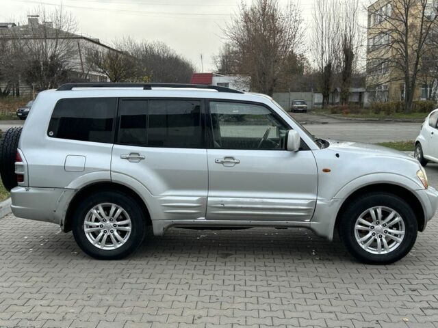 Сірий Міцубісі Паджеро, об'ємом двигуна 3.2 л та пробігом 400 тис. км за 3850 $, фото 5 на Automoto.ua