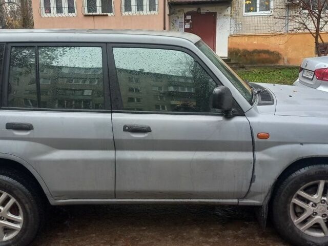 Сірий Міцубісі Паджеро, об'ємом двигуна 1.8 л та пробігом 146 тис. км за 4550 $, фото 3 на Automoto.ua