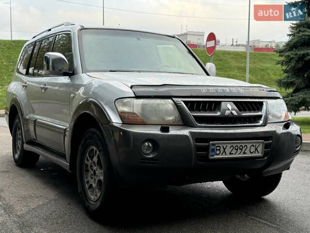 Серый Мицубиси Паджеро, объемом двигателя 3.5 л и пробегом 395 тыс. км за 5999 $, фото 7 на Automoto.ua