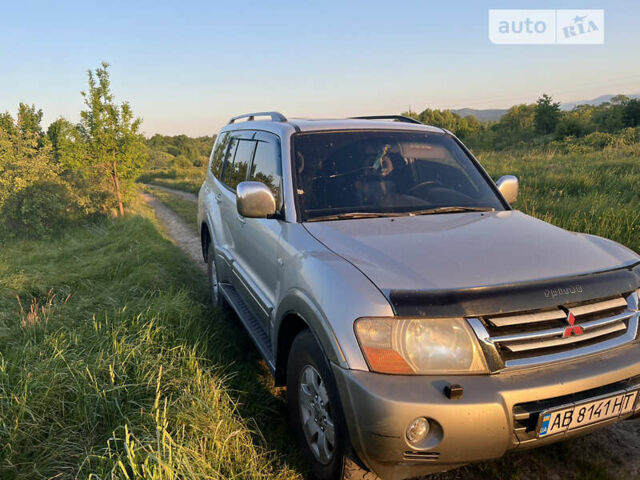 Сірий Міцубісі Паджеро, об'ємом двигуна 3.5 л та пробігом 325 тис. км за 8500 $, фото 45 на Automoto.ua