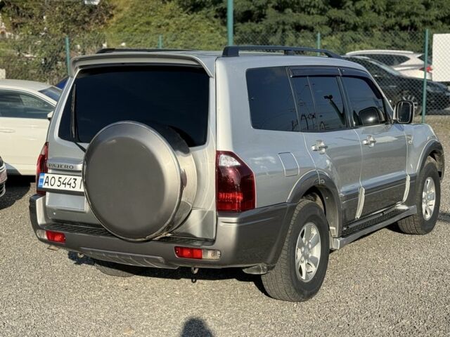 Сірий Міцубісі Паджеро, об'ємом двигуна 3.5 л та пробігом 268 тис. км за 7700 $, фото 5 на Automoto.ua