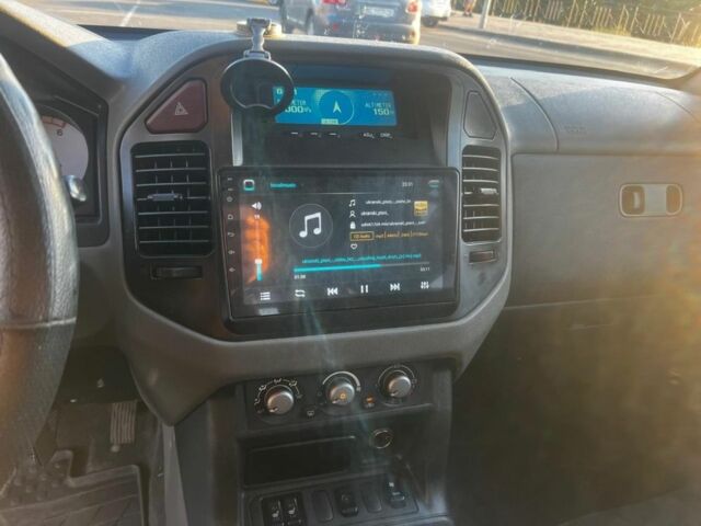 Міцубісі Паджеро 2003 у Сумах на Automoto.ua Сірий Міцубісі Паджеро, об'ємом двигуна 3.2 л та пробігом 355 тис. км за 6500 $, фото 3 на Automoto.ua