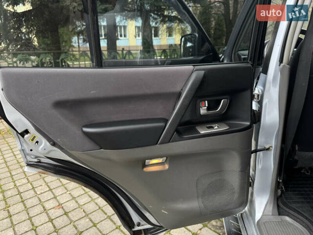 Серый Мицубиси Паджеро, объемом двигателя 3.2 л и пробегом 481 тыс. км за 7300 $, фото 25 на Automoto.ua