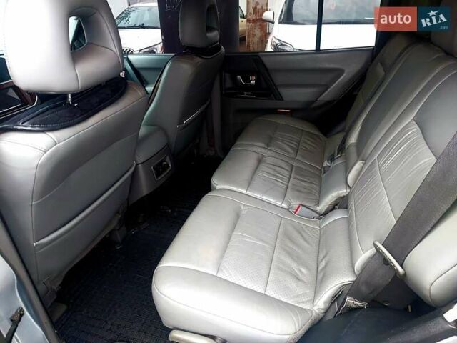 Серый Мицубиси Паджеро, объемом двигателя 3 л и пробегом 387 тыс. км за 5999 $, фото 9 на Automoto.ua