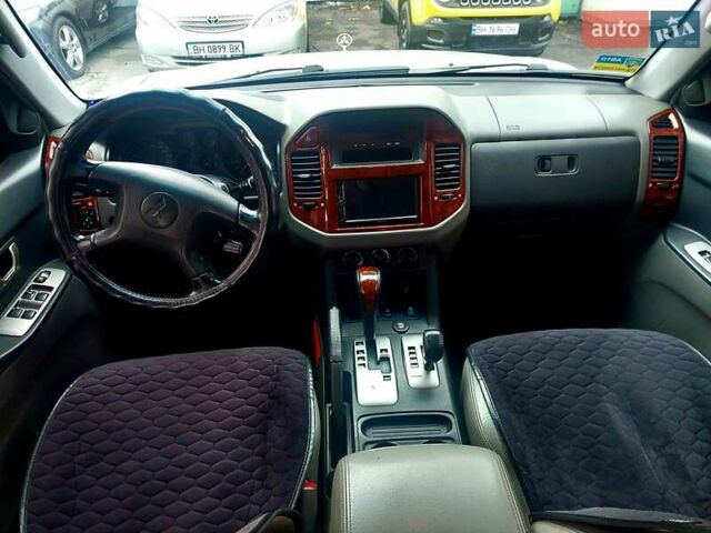 Серый Мицубиси Паджеро, объемом двигателя 3 л и пробегом 387 тыс. км за 5999 $, фото 10 на Automoto.ua