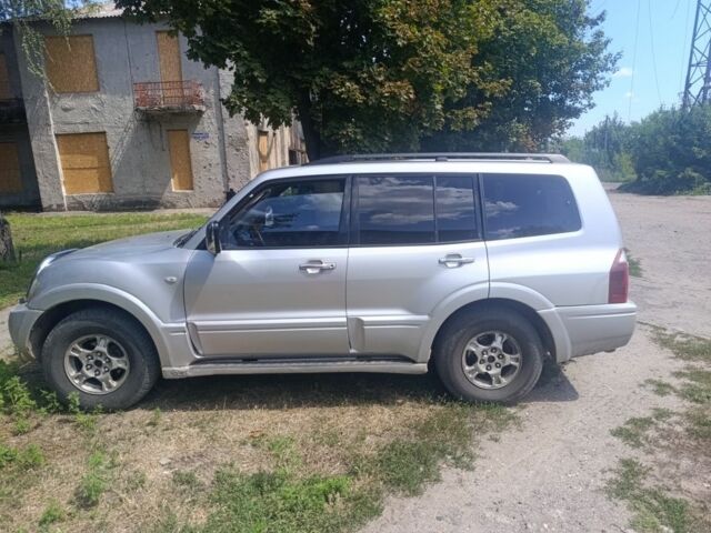 Сірий Міцубісі Паджеро, об'ємом двигуна 3.2 л та пробігом 436 тис. км за 4300 $, фото 3 на Automoto.ua