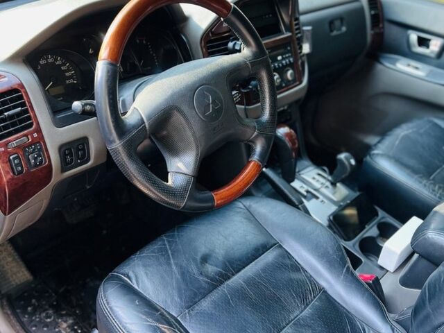 Сірий Міцубісі Паджеро, об'ємом двигуна 3.2 л та пробігом 230 тис. км за 7000 $, фото 8 на Automoto.ua