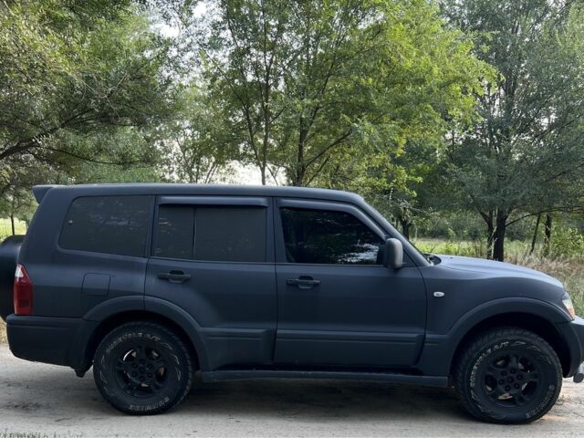 Сірий Міцубісі Паджеро, об'ємом двигуна 3.2 л та пробігом 230 тис. км за 7000 $, фото 6 на Automoto.ua