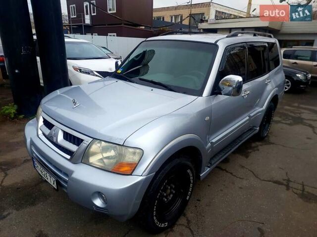 Серый Мицубиси Паджеро, объемом двигателя 3 л и пробегом 387 тыс. км за 5999 $, фото 6 на Automoto.ua