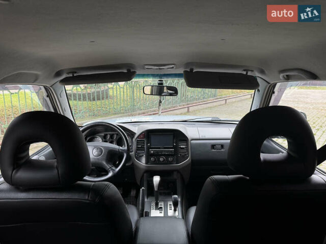 Серый Мицубиси Паджеро, объемом двигателя 3.2 л и пробегом 481 тыс. км за 7300 $, фото 19 на Automoto.ua
