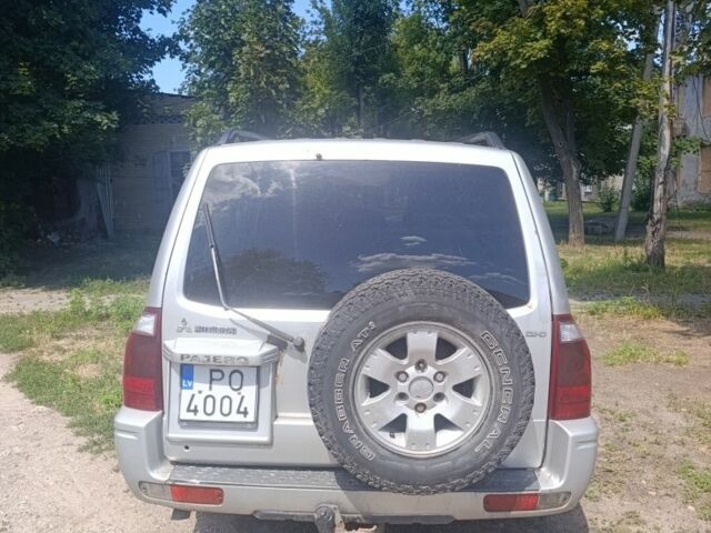 Сірий Міцубісі Паджеро, об'ємом двигуна 3.2 л та пробігом 436 тис. км за 4300 $, фото 1 на Automoto.ua