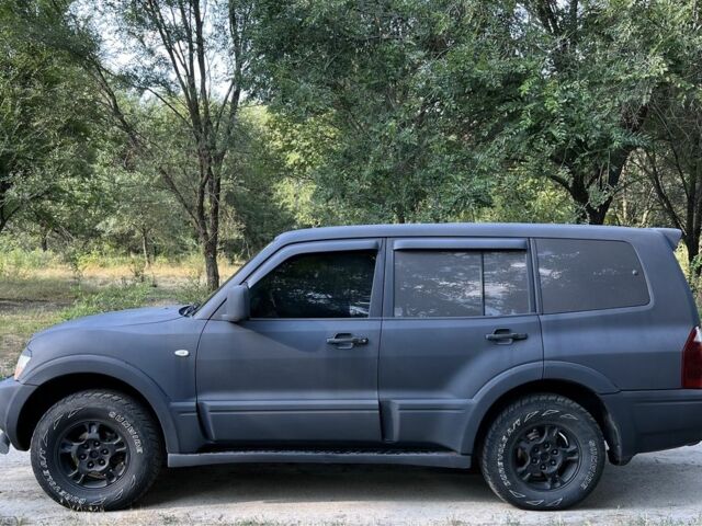 Сірий Міцубісі Паджеро, об'ємом двигуна 3.2 л та пробігом 230 тис. км за 7000 $, фото 2 на Automoto.ua