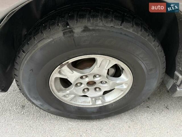 Серый Мицубиси Паджеро, объемом двигателя 3.5 л и пробегом 395 тыс. км за 5999 $, фото 52 на Automoto.ua