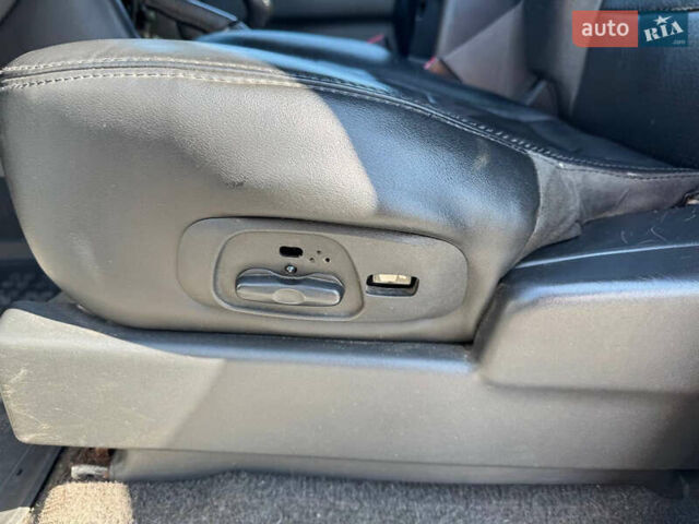 Серый Мицубиси Паджеро, объемом двигателя 3.2 л и пробегом 398 тыс. км за 7700 $, фото 51 на Automoto.ua