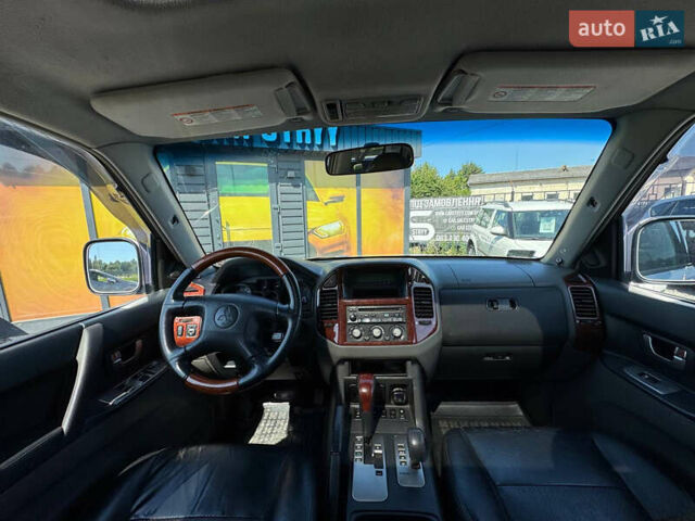 Серый Мицубиси Паджеро, объемом двигателя 3.2 л и пробегом 398 тыс. км за 7700 $, фото 4 на Automoto.ua