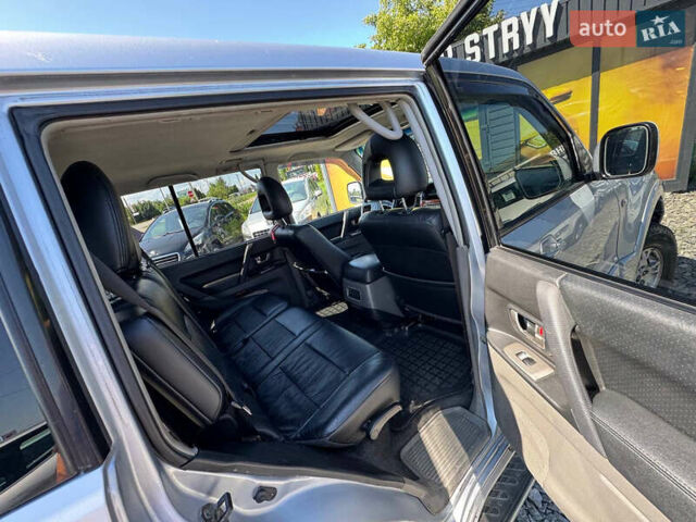 Серый Мицубиси Паджеро, объемом двигателя 3.2 л и пробегом 398 тыс. км за 7700 $, фото 41 на Automoto.ua