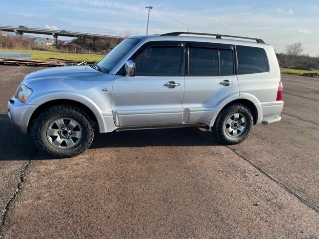 Серый Мицубиси Паджеро, объемом двигателя 3.2 л и пробегом 30 тыс. км за 8000 $, фото 4 на Automoto.ua