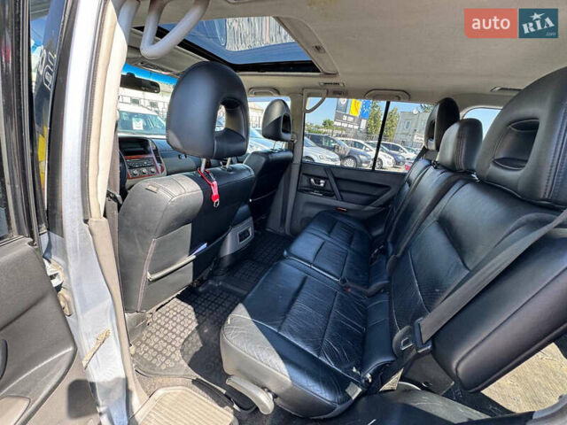 Серый Мицубиси Паджеро, объемом двигателя 3.2 л и пробегом 398 тыс. км за 7700 $, фото 46 на Automoto.ua