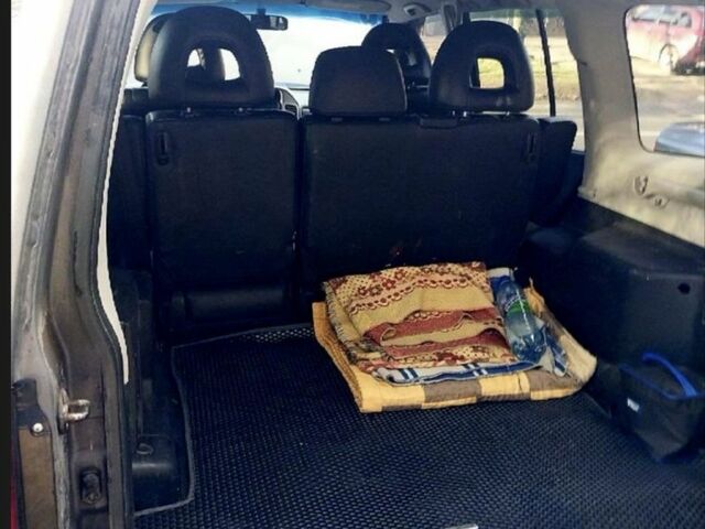 Серый Мицубиси Паджеро, объемом двигателя 3.2 л и пробегом 450 тыс. км за 10000 $, фото 9 на Automoto.ua