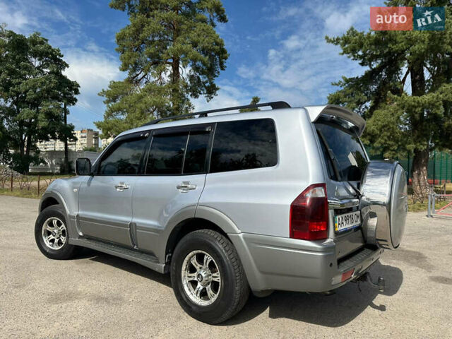 Серый Мицубиси Паджеро, объемом двигателя 3.5 л и пробегом 192 тыс. км за 7900 $, фото 3 на Automoto.ua