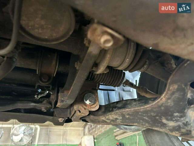 Серый Мицубиси Паджеро, объемом двигателя 3.5 л и пробегом 192 тыс. км за 7900 $, фото 26 на Automoto.ua