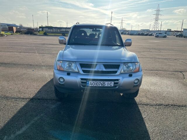 Серый Мицубиси Паджеро, объемом двигателя 3.2 л и пробегом 30 тыс. км за 8000 $, фото 1 на Automoto.ua