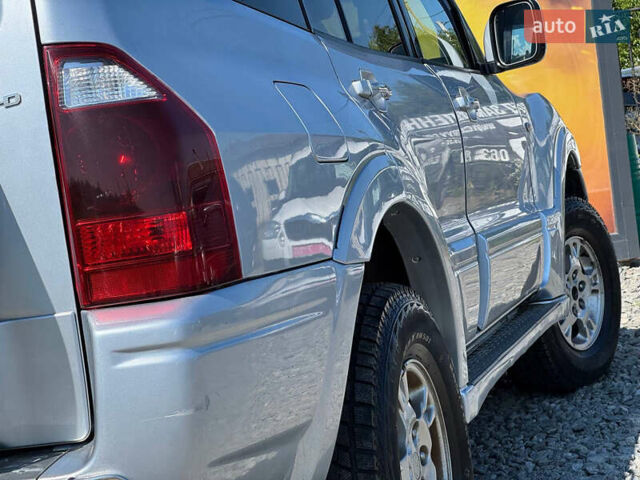 Серый Мицубиси Паджеро, объемом двигателя 3.2 л и пробегом 398 тыс. км за 7700 $, фото 25 на Automoto.ua