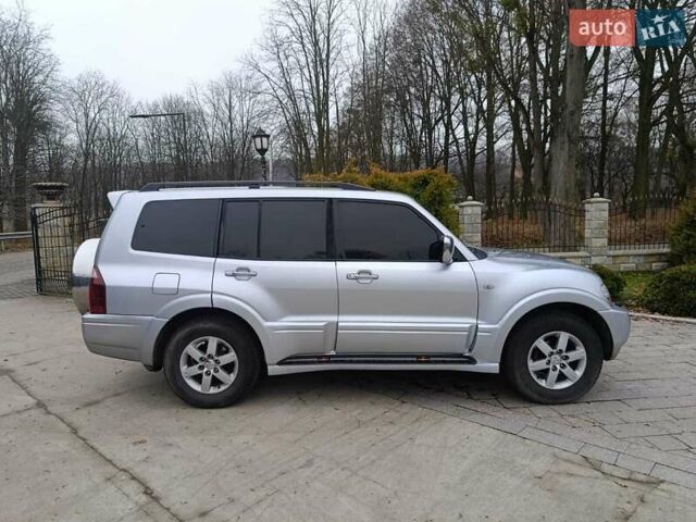 Серый Мицубиси Паджеро, объемом двигателя 3.5 л и пробегом 290 тыс. км за 7500 $, фото 6 на Automoto.ua