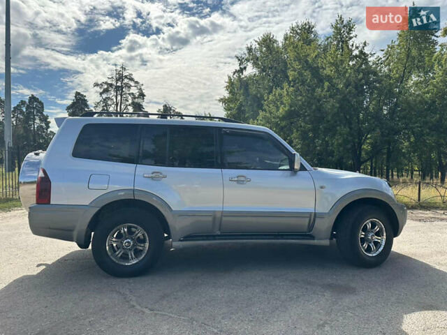 Серый Мицубиси Паджеро, объемом двигателя 3.5 л и пробегом 192 тыс. км за 7900 $, фото 6 на Automoto.ua