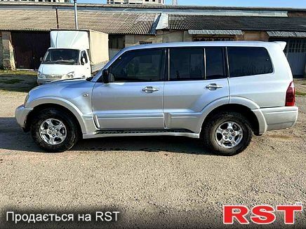 Серый Мицубиси Паджеро, объемом двигателя 3.2 л и пробегом 234 тыс. км за 5500 $, фото 1 на Automoto.ua