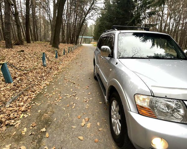 Серый Мицубиси Паджеро, объемом двигателя 2.97 л и пробегом 249 тыс. км за 8580 $, фото 12 на Automoto.ua