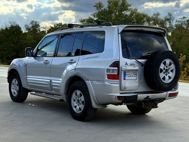 Серый Мицубиси Паджеро, объемом двигателя 3.2 л и пробегом 350 тыс. км за 4200 $, фото 6 на Automoto.ua