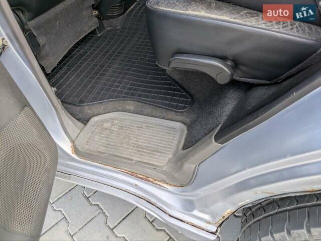 Сірий Міцубісі Паджеро, об'ємом двигуна 3 л та пробігом 255 тис. км за 7300 $, фото 17 на Automoto.ua