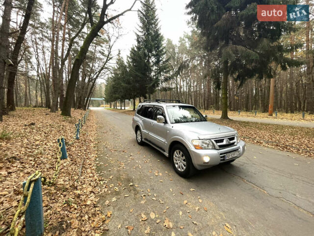 Серый Мицубиси Паджеро, объемом двигателя 2.97 л и пробегом 249 тыс. км за 8580 $, фото 4 на Automoto.ua