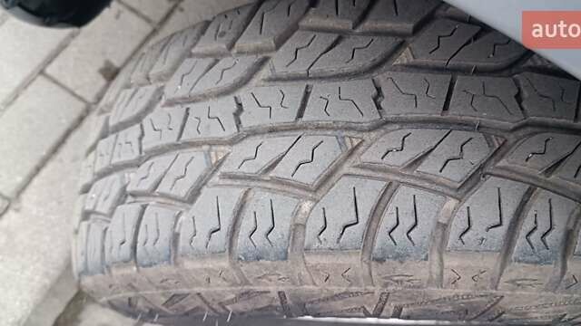 Сірий Міцубісі Паджеро, об'ємом двигуна 3.2 л та пробігом 277 тис. км за 8700 $, фото 11 на Automoto.ua