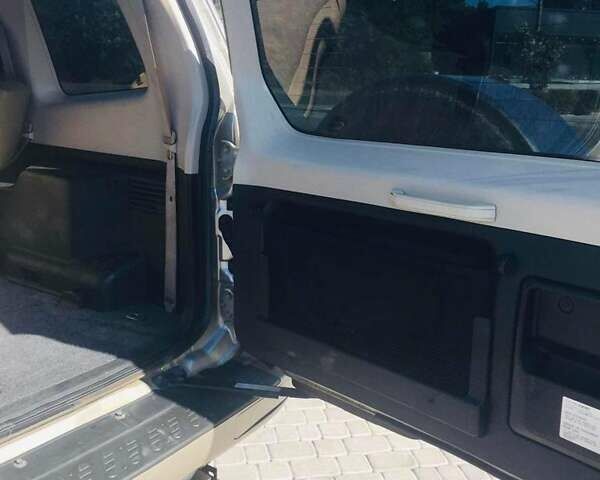 Сірий Міцубісі Паджеро, об'ємом двигуна 3.2 л та пробігом 354 тис. км за 7800 $, фото 12 на Automoto.ua