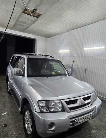 Сірий Міцубісі Паджеро, об'ємом двигуна 3.2 л та пробігом 346 тис. км за 9000 $, фото 1 на Automoto.ua
