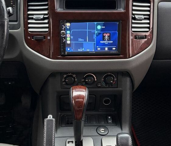 Серый Мицубиси Паджеро, объемом двигателя 3 л и пробегом 300 тыс. км за 5500 $, фото 15 на Automoto.ua