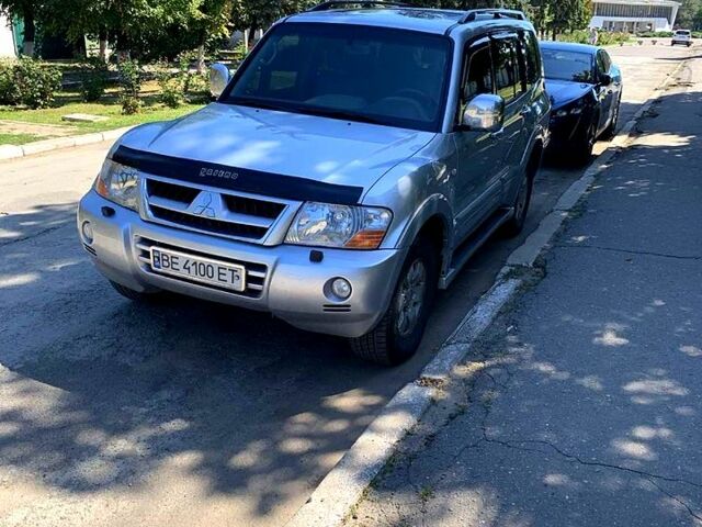 Сірий Міцубісі Паджеро, об'ємом двигуна 3.2 л та пробігом 215 тис. км за 8500 $, фото 1 на Automoto.ua