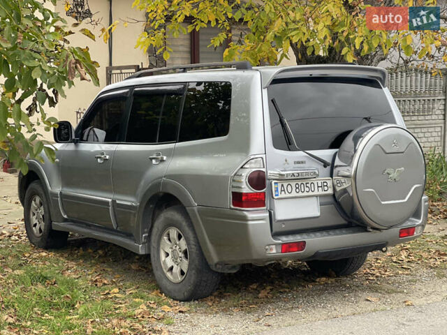 Серый Мицубиси Паджеро, объемом двигателя 3.5 л и пробегом 206 тыс. км за 8300 $, фото 5 на Automoto.ua