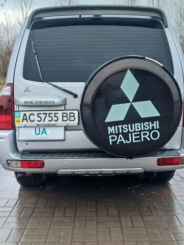 Сірий Міцубісі Паджеро, об'ємом двигуна 3.2 л та пробігом 277 тис. км за 8700 $, фото 1 на Automoto.ua