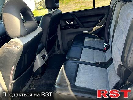 Серый Мицубиси Паджеро, объемом двигателя 3.2 л и пробегом 234 тыс. км за 5500 $, фото 5 на Automoto.ua