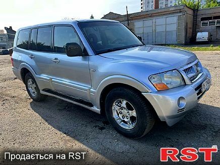 Серый Мицубиси Паджеро, объемом двигателя 3.2 л и пробегом 234 тыс. км за 5500 $, фото 2 на Automoto.ua
