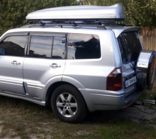 Серый Мицубиси Паджеро, объемом двигателя 3.5 л и пробегом 209 тыс. км за 7854 $, фото 4 на Automoto.ua